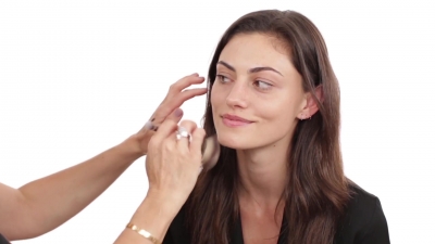 Bronze_Evening_Makeup_with_Phoebe_Tonkin_by_Celebrity_Makeup_Artist_Monika_Blunder_0164.jpg