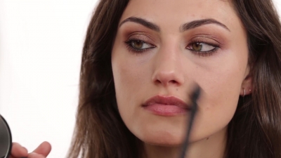 Bronze_Evening_Makeup_with_Phoebe_Tonkin_by_Celebrity_Makeup_Artist_Monika_Blunder_0775.jpg
