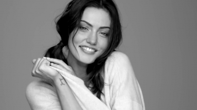 GIRLS_IN_FRAME___PHOEBE_TONKIN_103.jpg