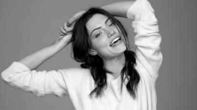 GIRLS_IN_FRAME___PHOEBE_TONKIN_150.jpg