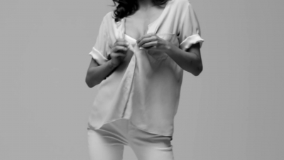 GIRLS_IN_FRAME___PHOEBE_TONKIN_220.jpg