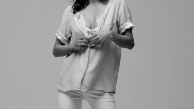 GIRLS_IN_FRAME___PHOEBE_TONKIN_222.jpg