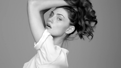 GIRLS_IN_FRAME___PHOEBE_TONKIN_267.jpg