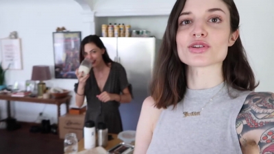 How_to_ZERO_WASTE_grocery_shop_with_Phoebe_Tonkin_282B_vegan_lunch_recipe29_0003.jpg