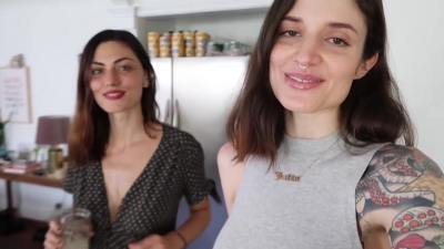 How_to_ZERO_WASTE_grocery_shop_with_Phoebe_Tonkin_282B_vegan_lunch_recipe29_0014.jpg