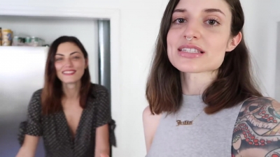 How_to_ZERO_WASTE_grocery_shop_with_Phoebe_Tonkin_282B_vegan_lunch_recipe29_0408.jpg