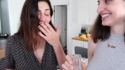 How_to_ZERO_WASTE_grocery_shop_with_Phoebe_Tonkin_282B_vegan_lunch_recipe29_0849.jpg