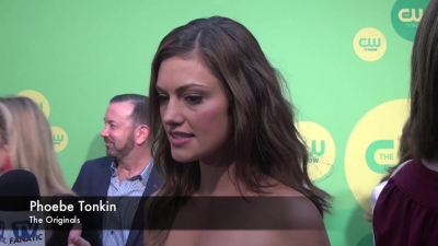 Phoebe_Tonkin_-_The_Originals_-_2013_CW_Upfronts_021.jpg