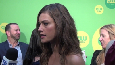 Phoebe_Tonkin_-_The_Originals_-_2013_CW_Upfronts_411.jpg