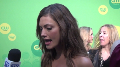 Phoebe_Tonkin_-_The_Originals_-_2013_CW_Upfronts_533.jpg