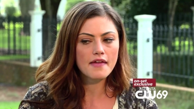 Phoebe_Tonkin_Interview_0314~0.jpg