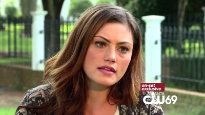 Phoebe_Tonkin_Interview_0334~0.jpg