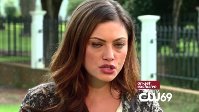 Phoebe_Tonkin_Interview_0506.jpg