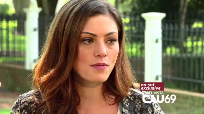 Phoebe_Tonkin_Interview_0803.jpg