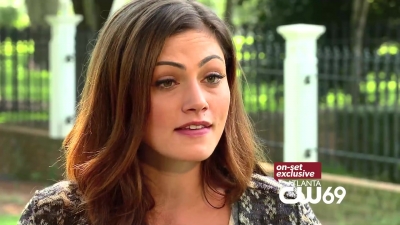 Phoebe_Tonkin_Interview_0814.jpg
