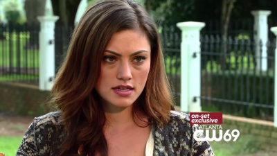 Phoebe_Tonkin_Interview_1110.jpg
