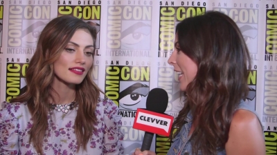 Phoebe_Tonkin_Interview__The_Originals__Interview_-_Comic_Con_2016_0601.jpg