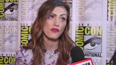 Phoebe_Tonkin_Interview__The_Originals__Interview_-_Comic_Con_2016_0728.jpg