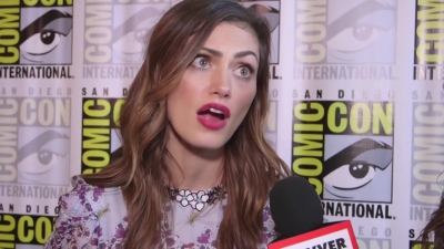 Phoebe_Tonkin_Interview__The_Originals__Interview_-_Comic_Con_2016_0731.jpg