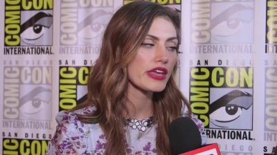 Phoebe_Tonkin_Interview__The_Originals__Interview_-_Comic_Con_2016_0783.jpg