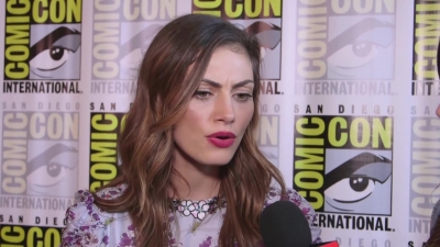 Phoebe_Tonkin_Interview__The_Originals__Interview_-_Comic_Con_2016_0849.jpg