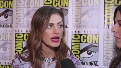 Phoebe_Tonkin_Interview__The_Originals__Interview_-_Comic_Con_2016_0907.jpg