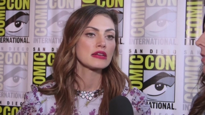 Phoebe_Tonkin_Interview__The_Originals__Interview_-_Comic_Con_2016_0933.jpg