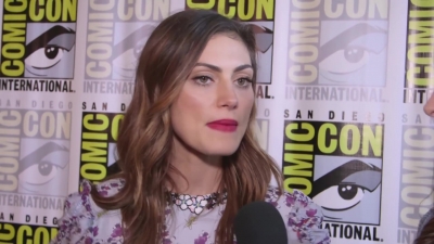Phoebe_Tonkin_Interview__The_Originals__Interview_-_Comic_Con_2016_0940.jpg
