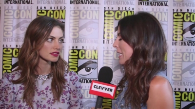 Phoebe_Tonkin_Interview__The_Originals__Interview_-_Comic_Con_2016_1008.jpg