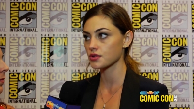 Phoebe_Tonkin_Talks_Hayley___Klaus_Relationship_and_The_Originals__2013_Comic-Con_094.jpg