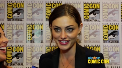 Phoebe_Tonkin_Talks_Hayley___Klaus_Relationship_and_The_Originals__2013_Comic-Con_117.jpg