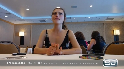 The_Originals__Interview_mit_Phoebe_Tonkin_28Hayley29_auf_der_Comic-Con_2014_032.jpg
