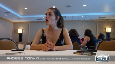 The_Originals__Interview_mit_Phoebe_Tonkin_28Hayley29_auf_der_Comic-Con_2014_048.jpg
