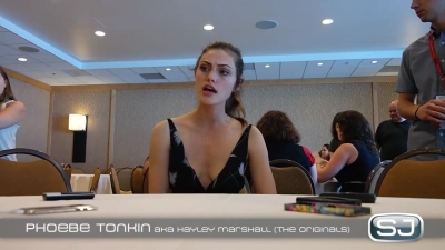 The_Originals__Interview_mit_Phoebe_Tonkin_28Hayley29_auf_der_Comic-Con_2014_352.jpg