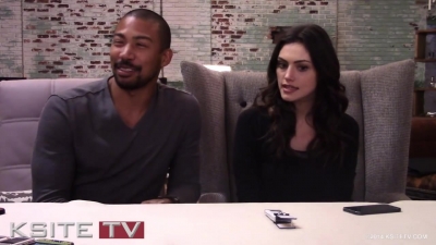 The_Originals_on_Set__Charles_Michael_Davis___Phoebe_Tonkin_0316.jpg