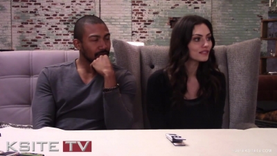 The_Originals_on_Set__Charles_Michael_Davis___Phoebe_Tonkin_0520.jpg