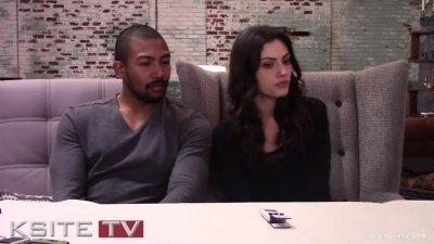 The_Originals_on_Set__Charles_Michael_Davis___Phoebe_Tonkin_0597.jpg