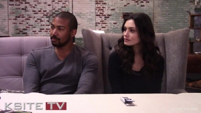 The_Originals_on_Set__Charles_Michael_Davis___Phoebe_Tonkin_0637.jpg