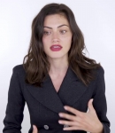 5B1920x10805D_Phoebe_Tonkin_On_Her_Boyfriend2C_Diet_And_Margot_Robbie__ELLE_Australia_043.jpg