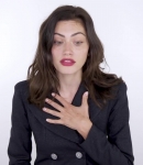 5B1920x10805D_Phoebe_Tonkin_On_Her_Boyfriend2C_Diet_And_Margot_Robbie__ELLE_Australia_044.jpg