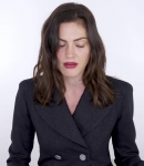 5B1920x10805D_Phoebe_Tonkin_On_Her_Boyfriend2C_Diet_And_Margot_Robbie__ELLE_Australia_175.jpg
