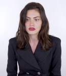5B1920x10805D_Phoebe_Tonkin_On_Her_Boyfriend2C_Diet_And_Margot_Robbie__ELLE_Australia_227.jpg