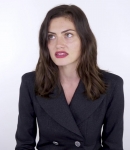 5B1920x10805D_Phoebe_Tonkin_On_Her_Boyfriend2C_Diet_And_Margot_Robbie__ELLE_Australia_247.jpg
