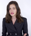 5B1920x10805D_Phoebe_Tonkin_On_Her_Boyfriend2C_Diet_And_Margot_Robbie__ELLE_Australia_277.jpg