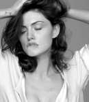 GIRLS_IN_FRAME___PHOEBE_TONKIN_256.jpg