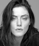 GIRLS_IN_FRAME___PHOEBE_TONKIN_402.jpg