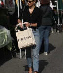 Out_at_the_Farmers_Market_in_Studio_City___283329.jpg