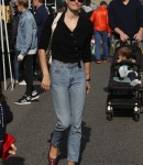 Out_at_the_Farmers_Market_in_Studio_City___286129.jpg