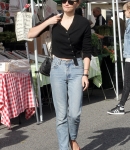 Out_at_the_Farmers_Market_in_Studio_City___286529.jpg